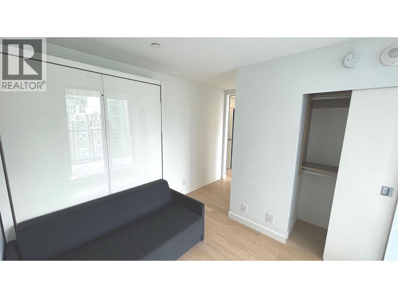 Photo of 2611 1480 HOWE STREET 26