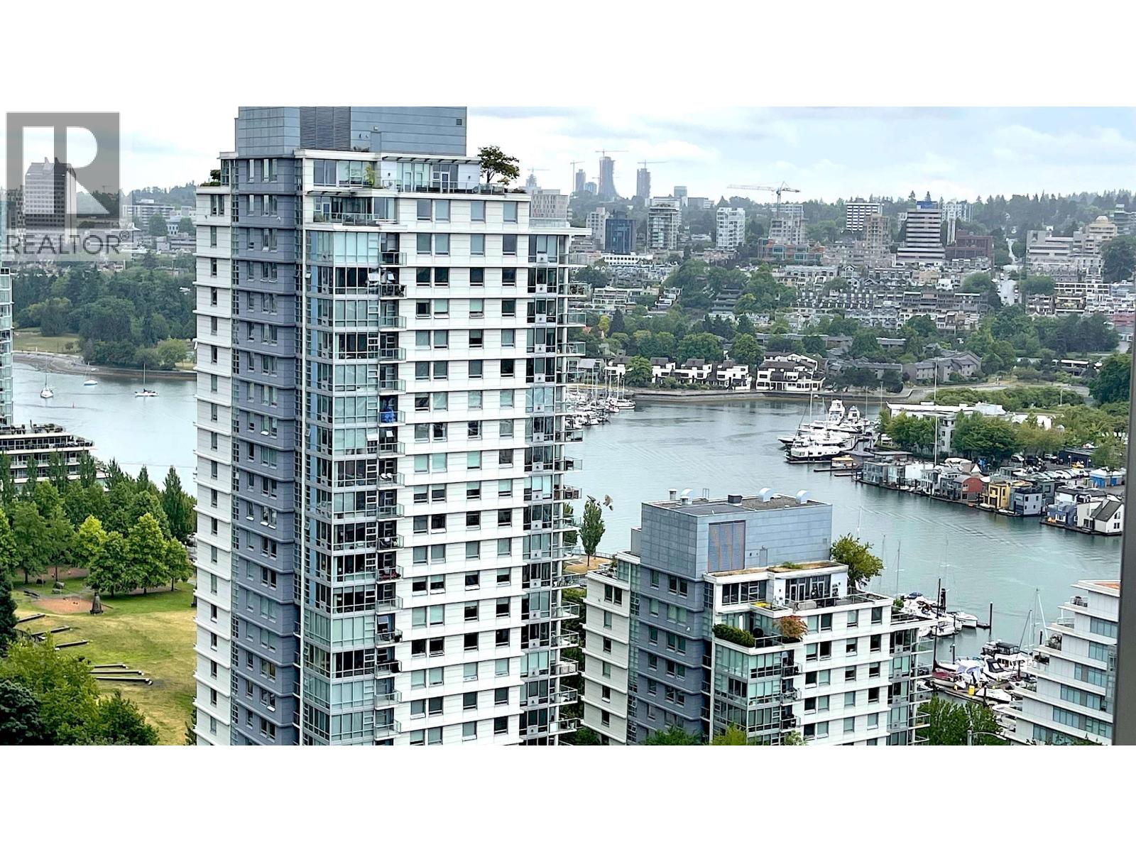 Photo of 2611 1480 HOWE STREET 32