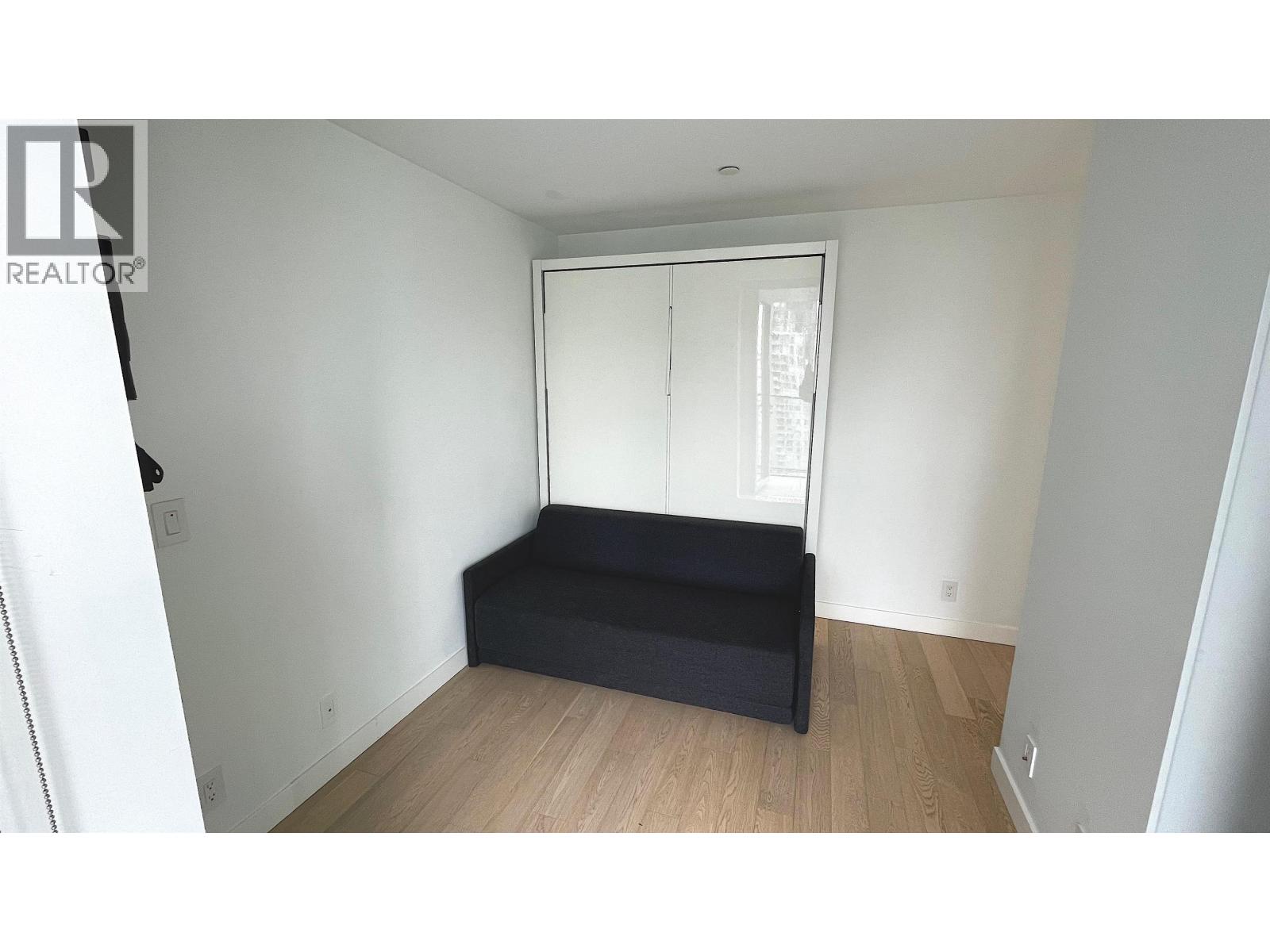 Photo of 2611 1480 HOWE STREET 29