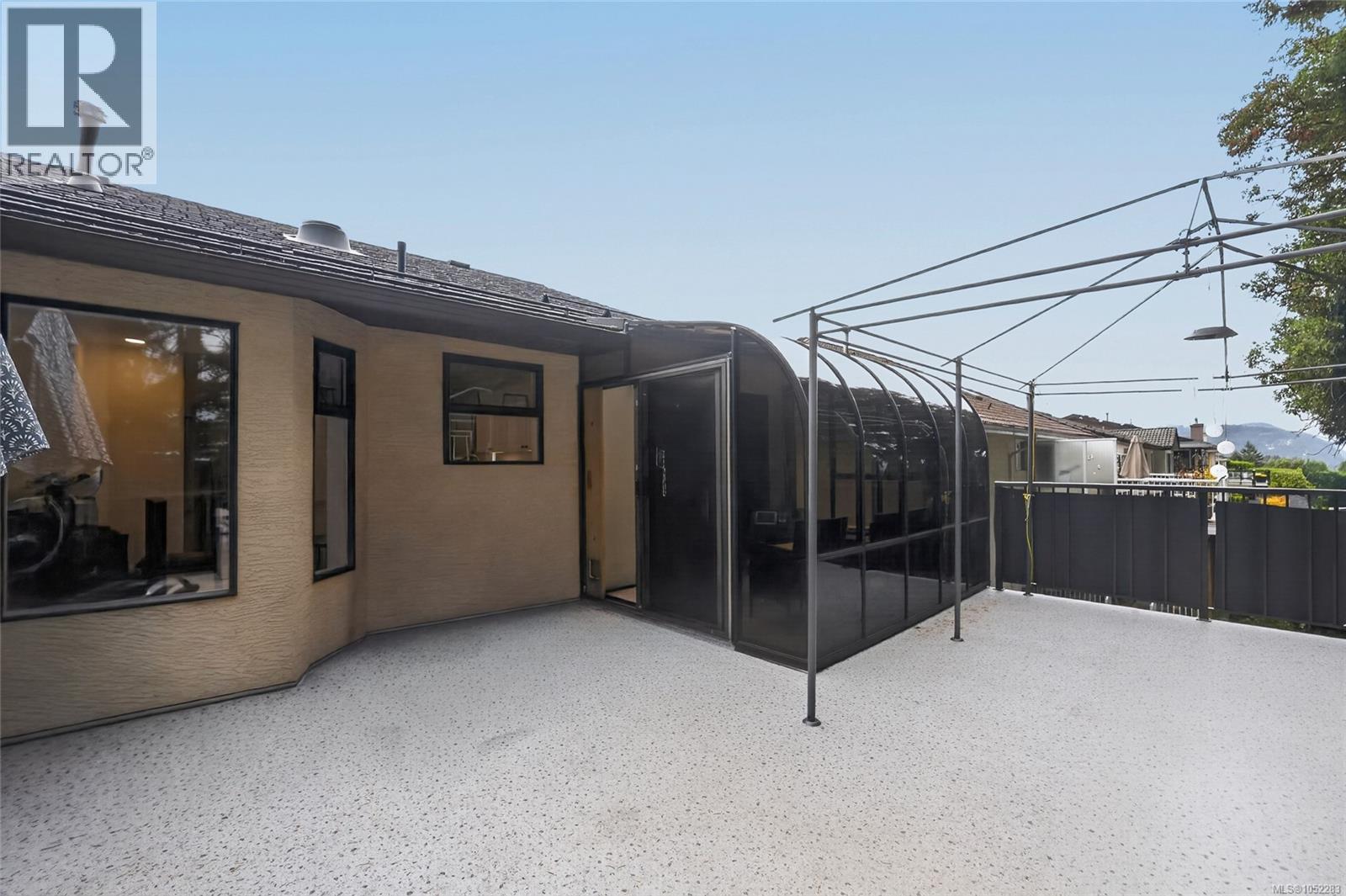5334 Georgiaview Cres - 7