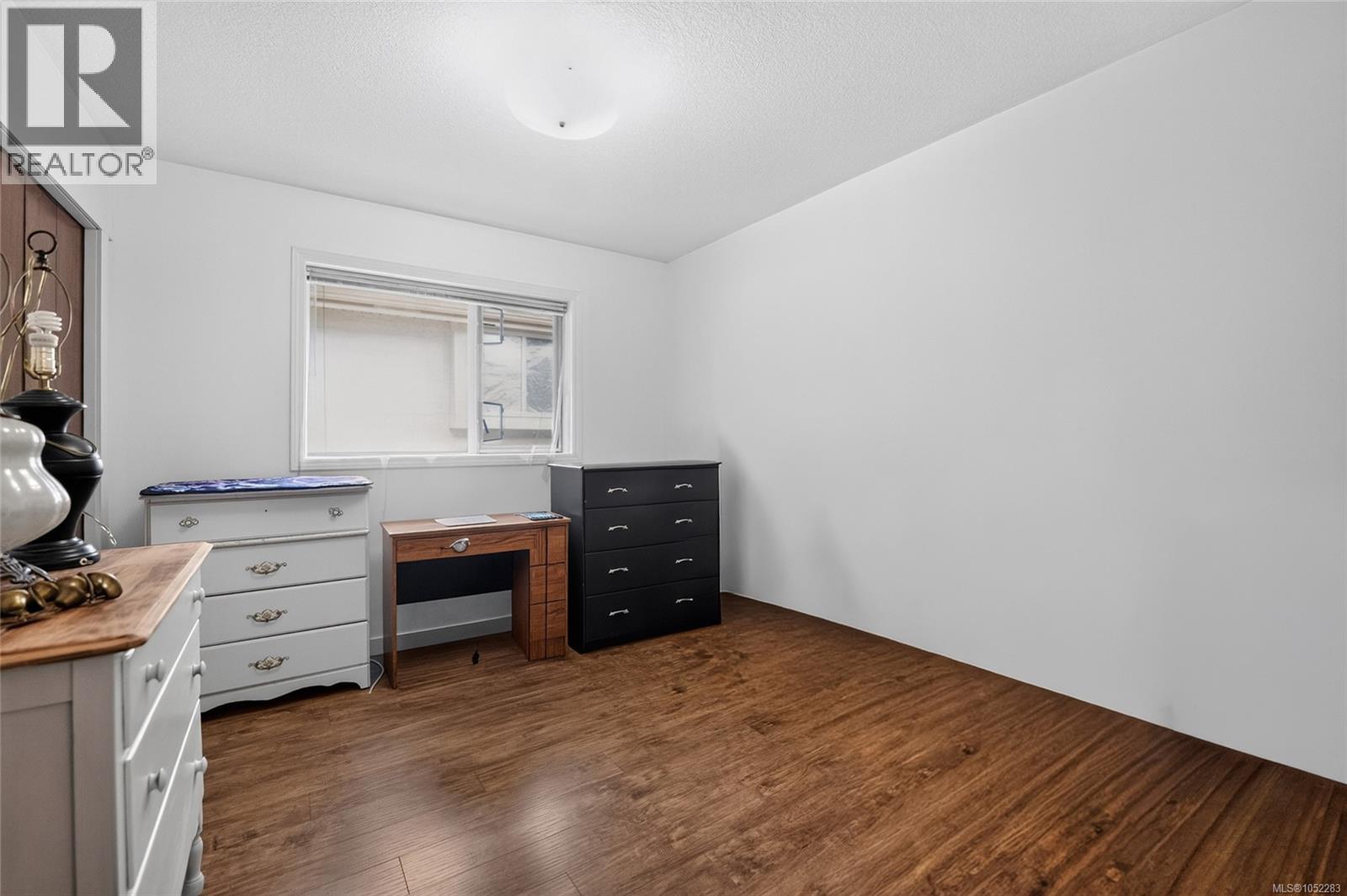 5334 Georgiaview Cres - 23