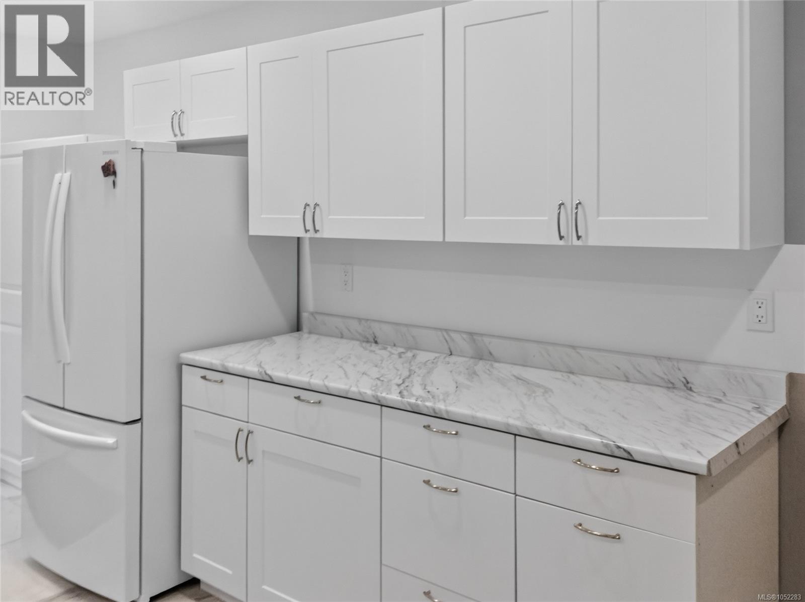 5334 Georgiaview Cres - 38