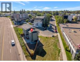 Family room - 475 34 Avenue Ne, Calgary, AB T2E2J8 Photo 6
