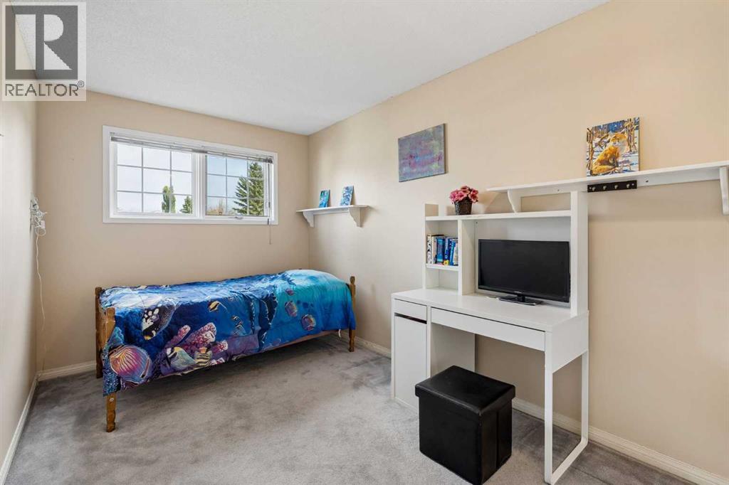 525 Shawinigan Drive SW - 20