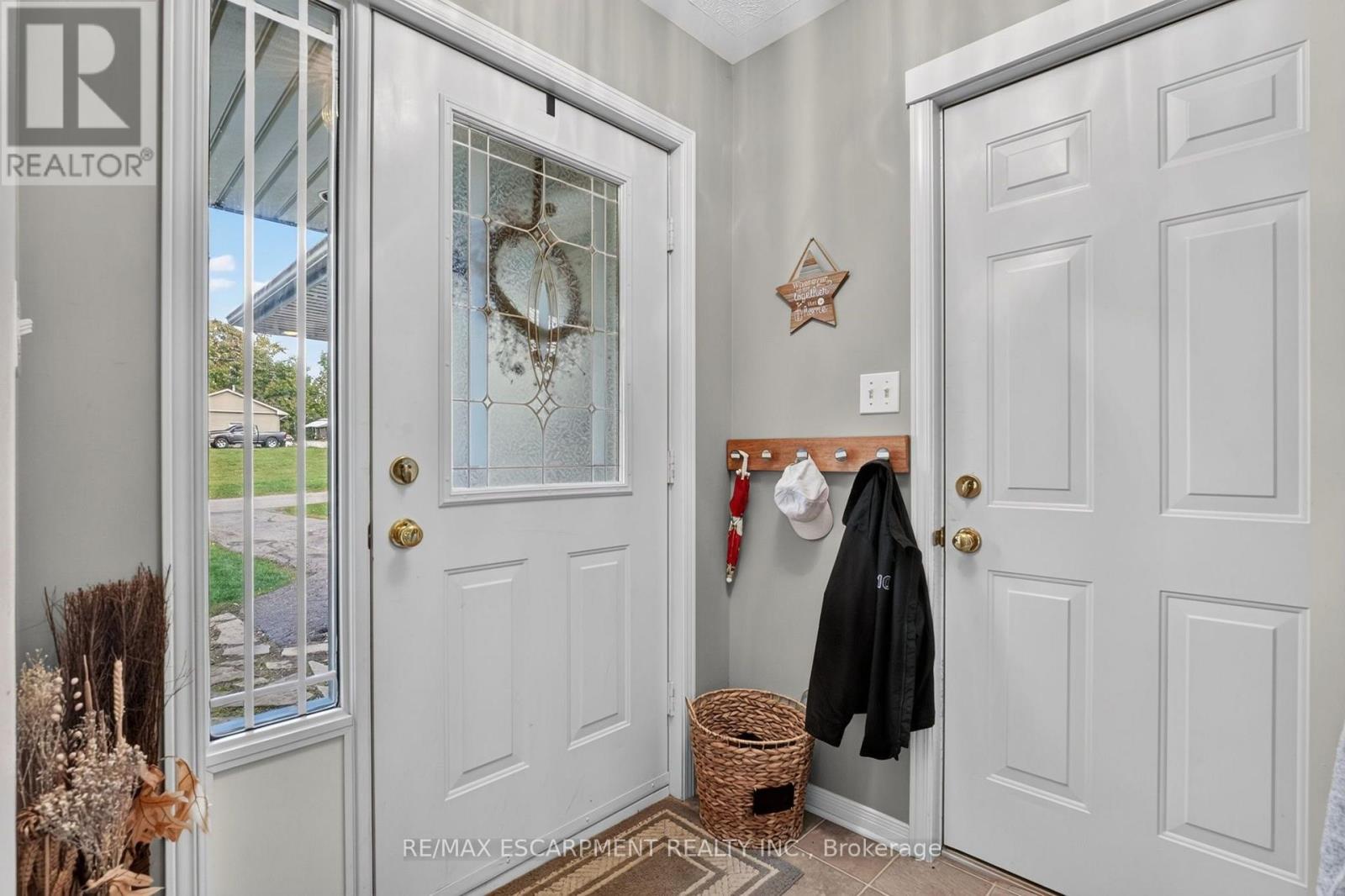13 BARTON STREET, Haldimand — photo 6