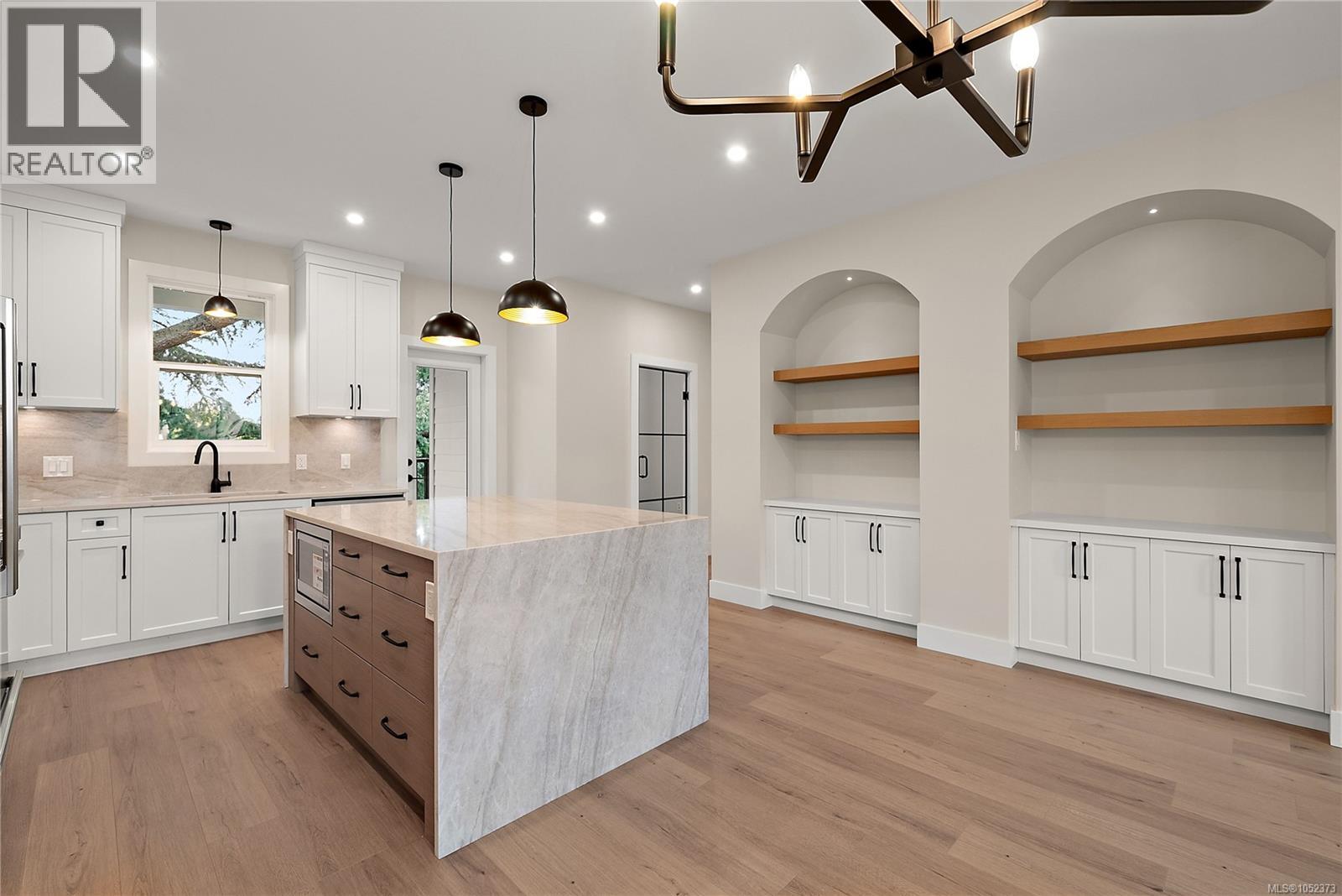 #103 954 Preston Way - 3