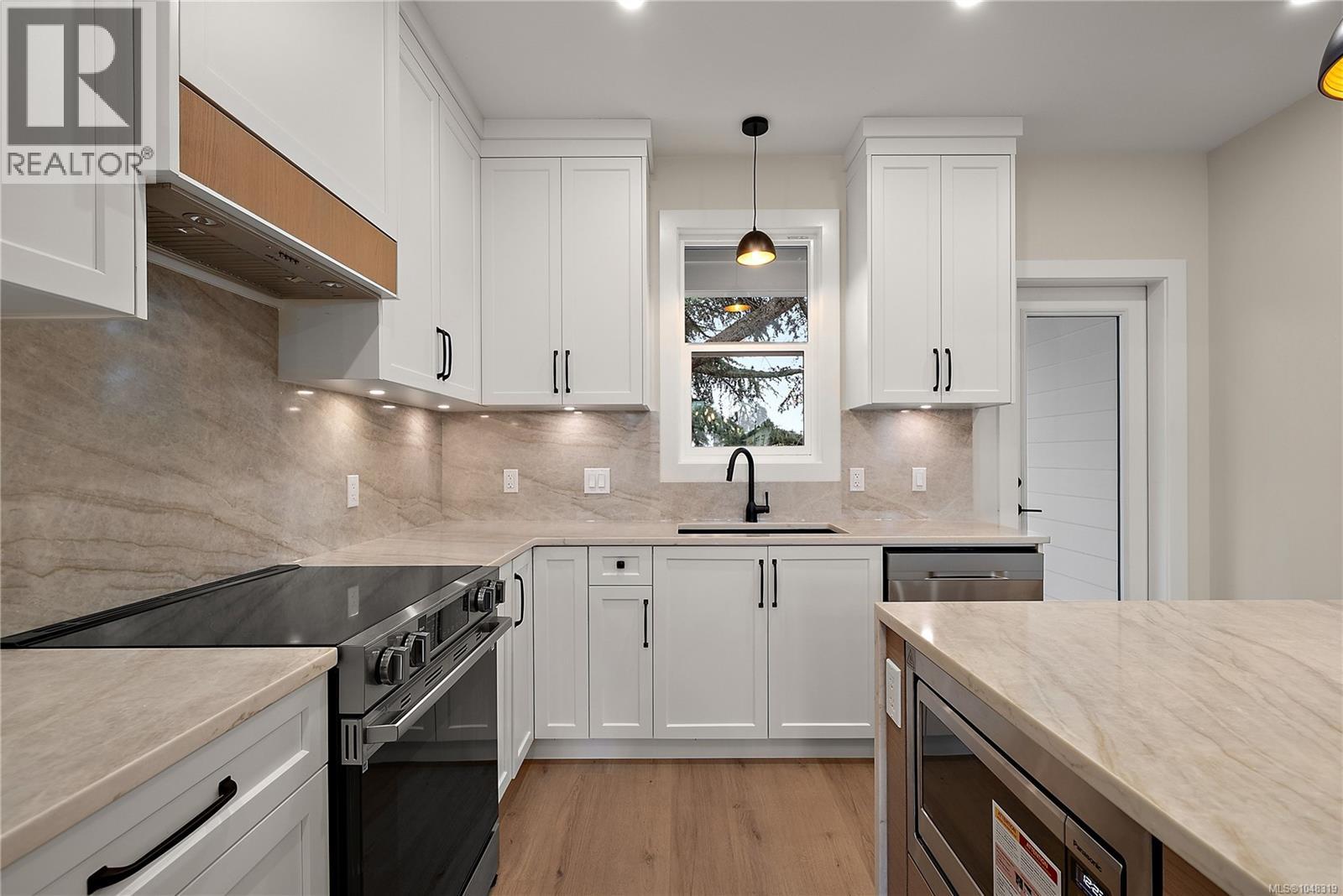 #102 954 Preston Way - 10