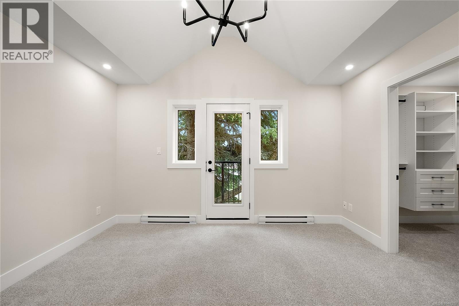 #102 954 Preston Way - 17
