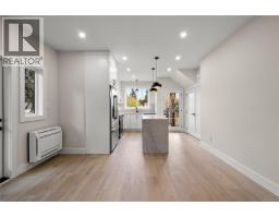 101 954 Preston Way, Langford, BC V9B3B9 Photo 10