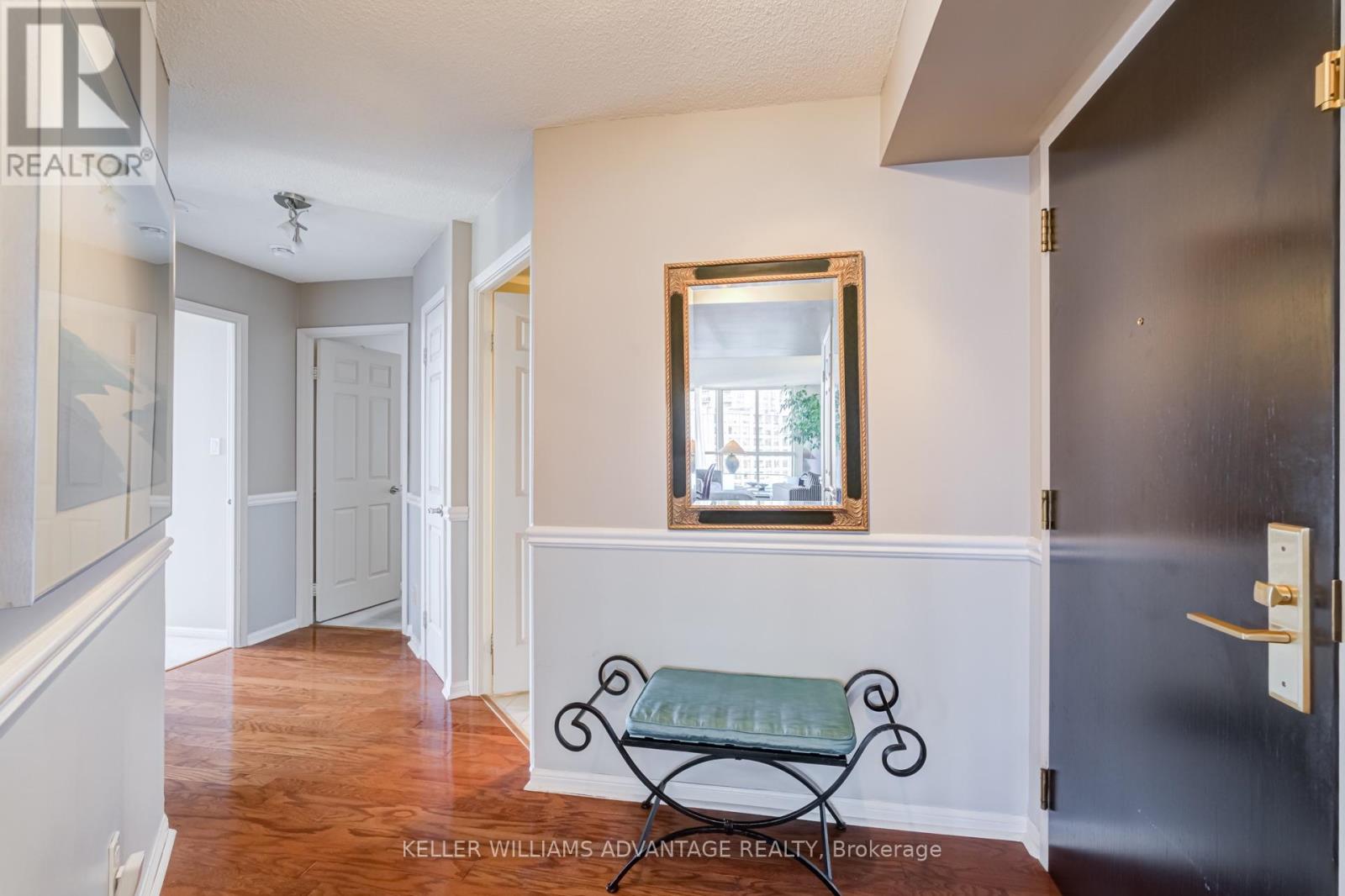 2210- 55 Kingsbridge Garden Circle, Mississauga, ON photo 23