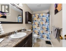 Photo 11 of 32, 346 CORLESS CRESCENT · Prince George, BC
