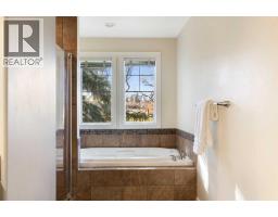 126 30 Avenue Ne, Calgary, AB T2E2C8 Photo 30