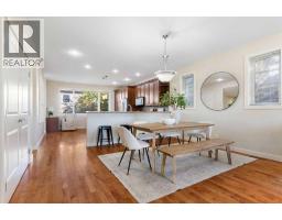 Laundry room - 126 30 Avenue Ne, Calgary, AB T2E2C8 Photo 8