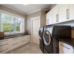 13761 22a Avenue, Surrey, BC V4A9V8 Photo 17