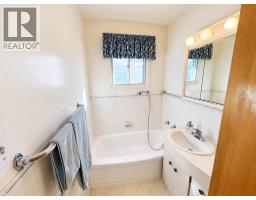 1416 18 Avenue S - photo 17