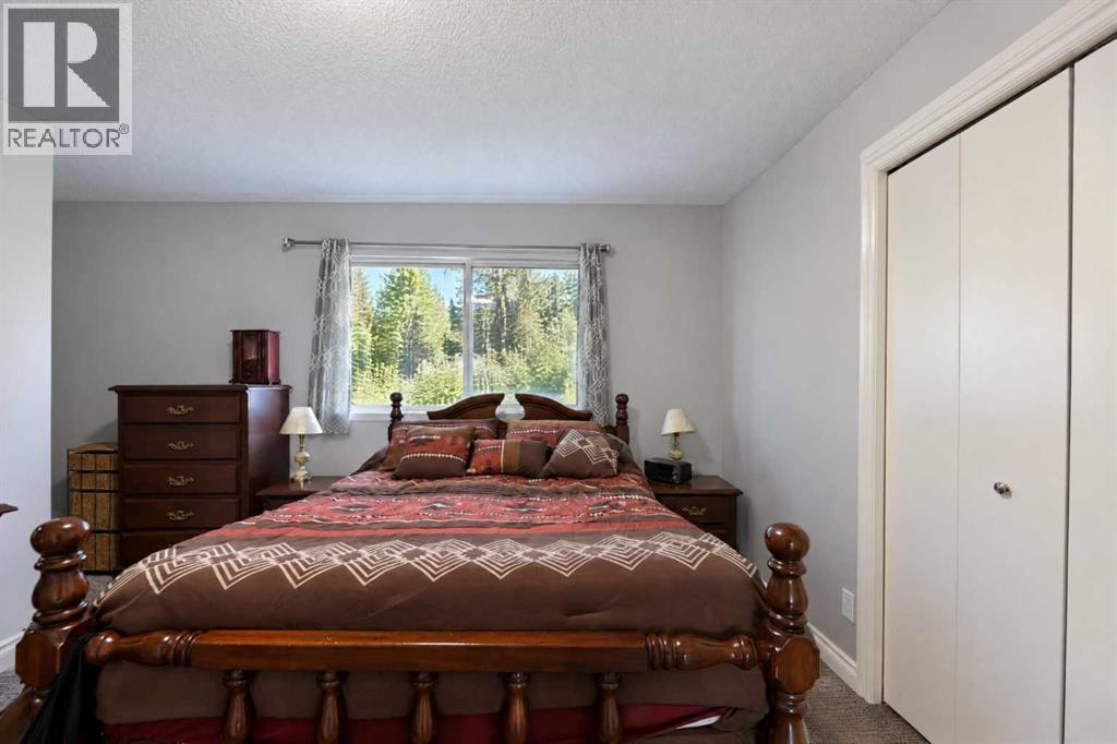 1321 22 Avenue - 11