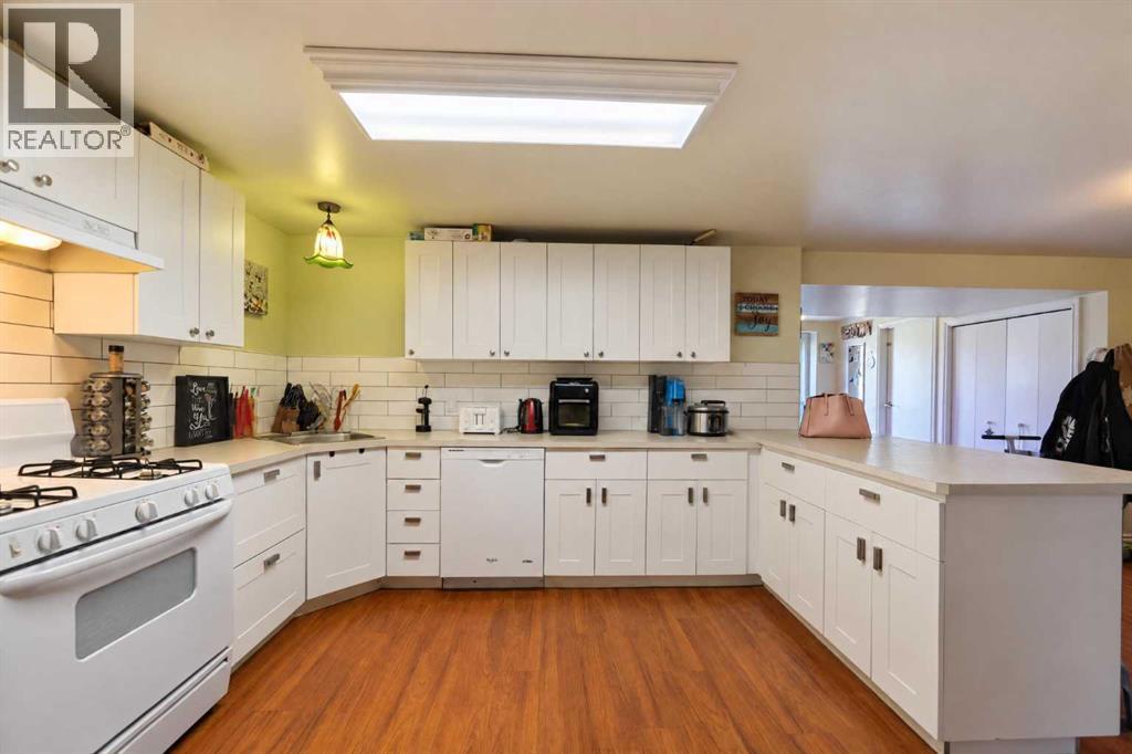 1321 22 Avenue - 20