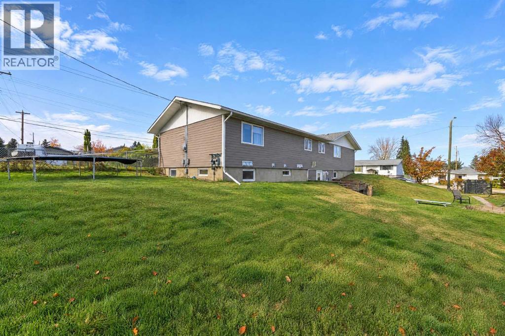 1321 22 Avenue - 35