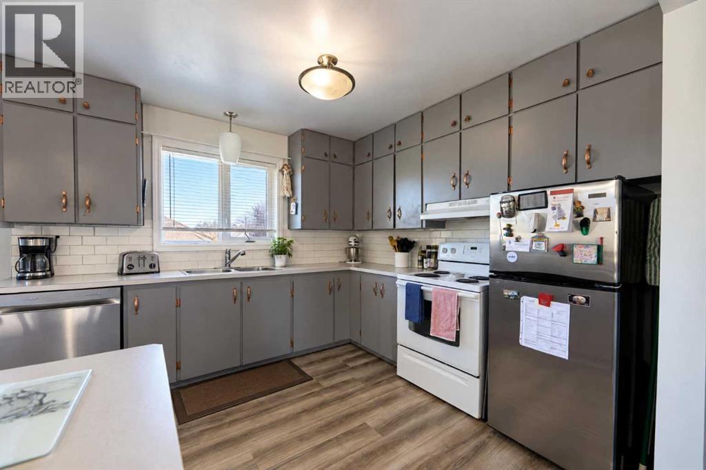 1321 22 Avenue - 4