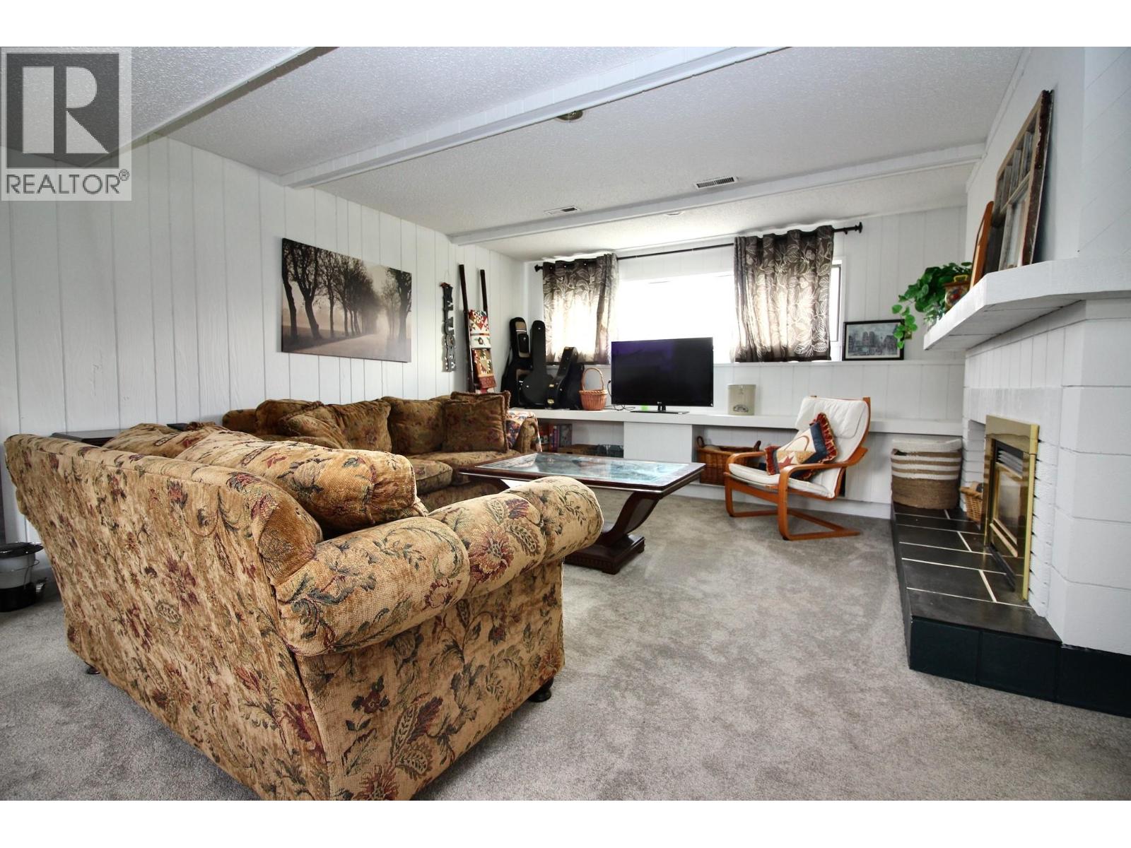  620 Wenric Crescent, Kelowna