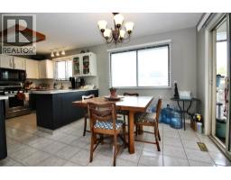 Kitchen - 620 Wenric Crescent, Kelowna, BC V1X5R7 Photo 12