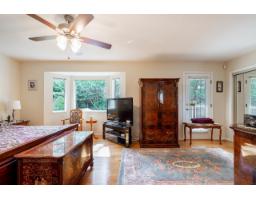 13560 15a Avenue, Surrey, BC V4A8Z9 Photo 17
