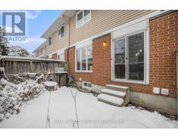 24 Oakhaven Private, Ottawa, ON K1K4K1 Photo 15