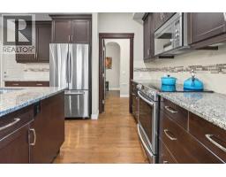 5pc Bathroom - 371 Evanspark Gardens Nw, Calgary, AB T3P0E2 Photo 7