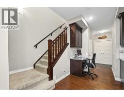 4pc Bathroom - 371 Evanspark Gardens Nw, Calgary, AB T3P0E2 Photo 14