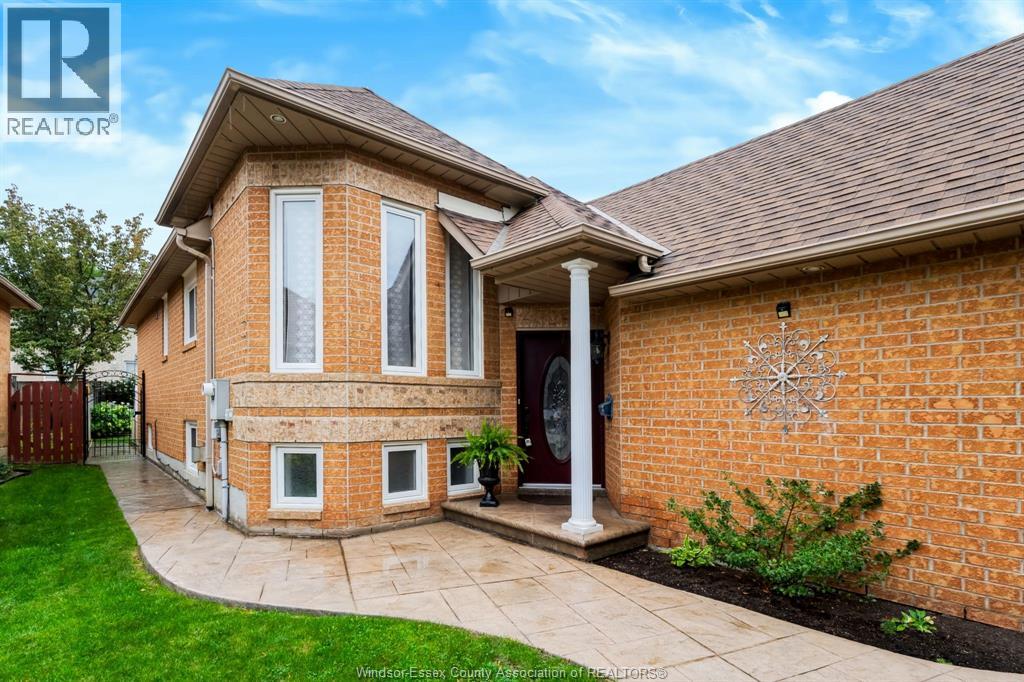43 SPRINGVIEW DRIVE - 3