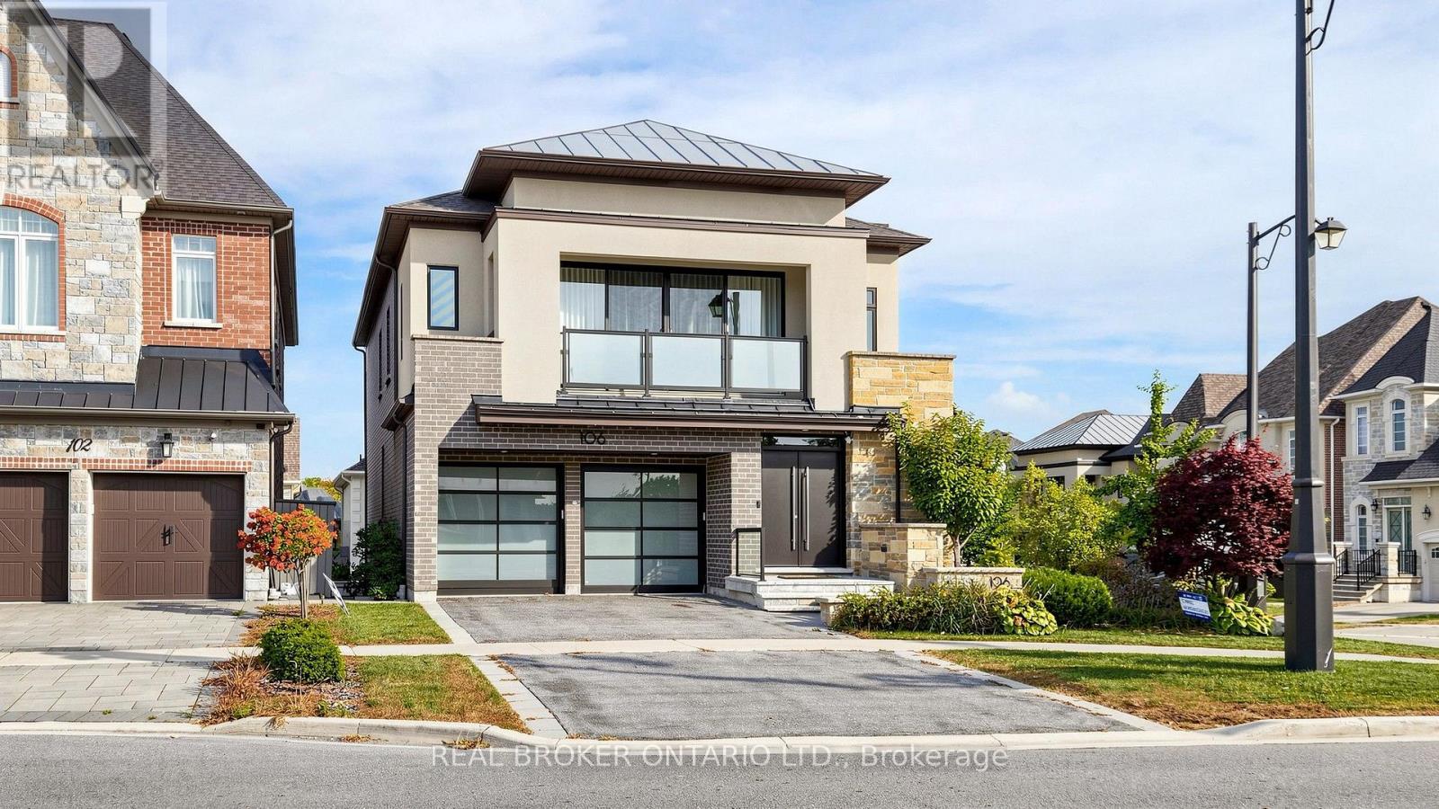 Listing photo of 106 VIA ROMANO BOULEVARD