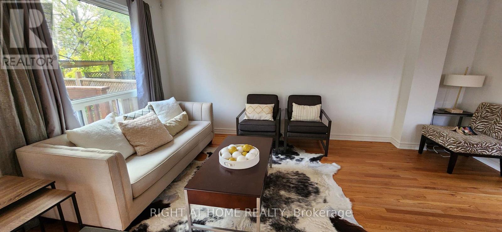 63 LINDSAY AVENUE, Newmarket (Bristol-London) — photo 8