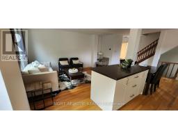 63 Lindsay Avenue, Newmarket, ON L3Y4N7 Photo 9