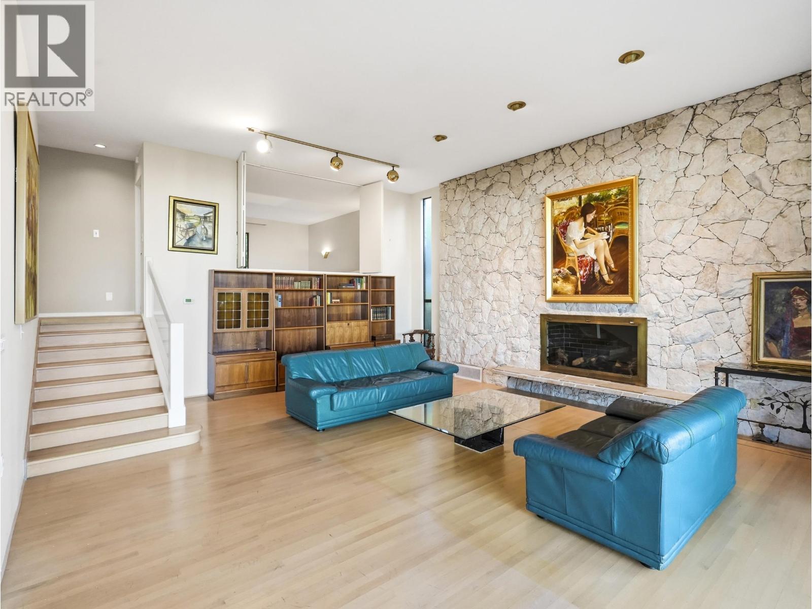 Photo of 1439 SANDHURST PLACE 19