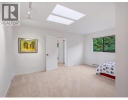1439 Sandhurst Place, West Vancouver, BC V7X2P4 Photo 27