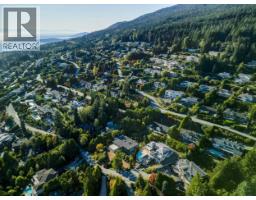 1439 Sandhurst Place, West Vancouver, BC V7X2P4 Photo 39