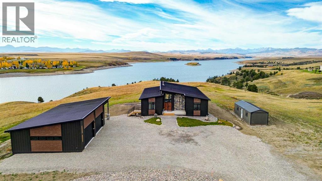 Photo of 25 Lang Drive, Walking Plow Acres, Rural Pincher Creek No. 9, M.D. of