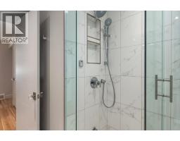 408 49 Avenue SW - photo 16