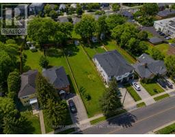19 Broadview Avenue, Mississauga, ON L5H2S8 Photo 13