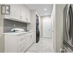 Sunroom - 2026 Mississauga Road, Mississauga, ON L5H2K6 Photo 16