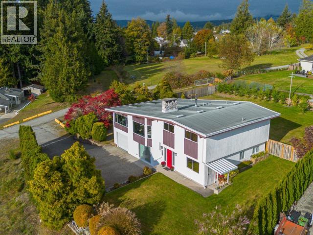 4064 WESTVIEW AVE - 4