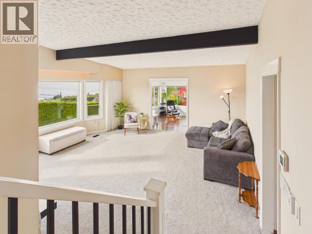 4064 WESTVIEW AVE - 28