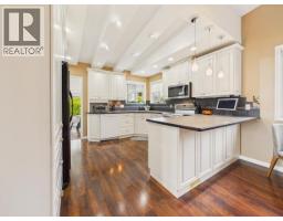 4064 Westview Ave, Powell River, BC V8A3H6 Photo 21