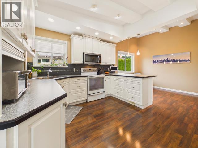 4064 WESTVIEW AVE - 18