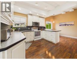 4064 Westview Ave, Powell River, BC V8A3H6 Photo 18