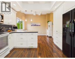 4064 Westview Ave, Powell River, BC V8A3H6 Photo 20