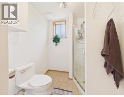 4064 Westview Ave, Powell River, BC V8A3H6 Photo 55