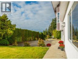 4064 Westview Ave, Powell River, BC V8A3H6 Photo 81