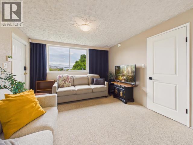 4064 WESTVIEW AVE - 46