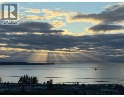 4064 Westview Ave, Powell River, BC V8A3H6 Photo 86